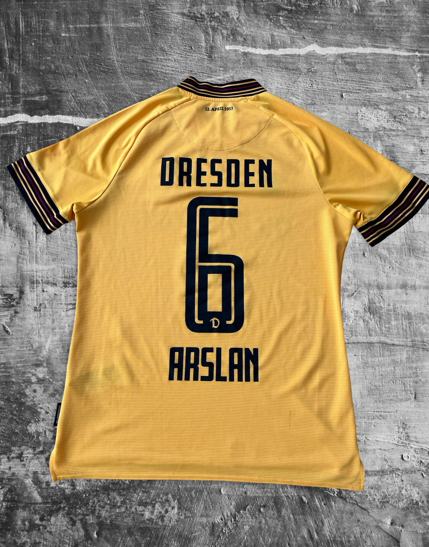 Umbro Dynamo Dresden Original #6 Arslan Jersey M